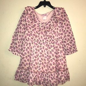 Candie’s girl,pink floral top.size M (10-12).
